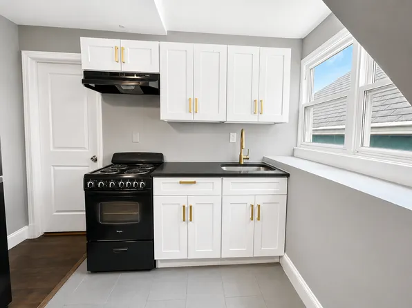 178 2nd St, Newark, NJ