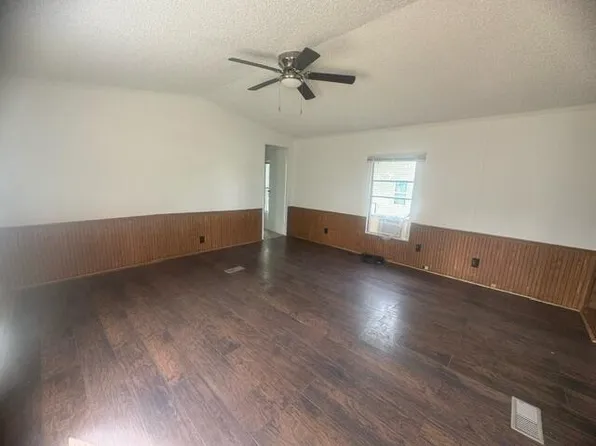 109 Maple, Omaha, AR 72662
