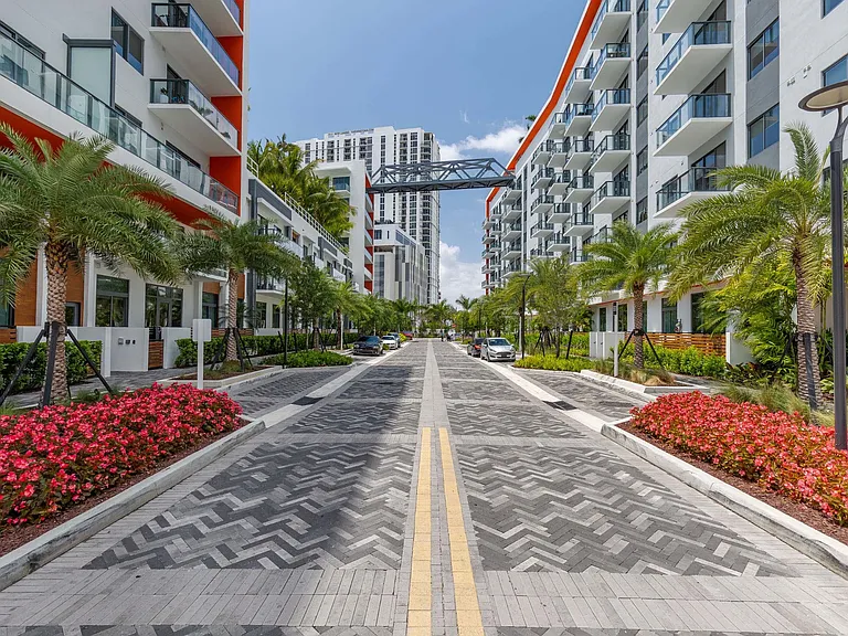 AMLI Midtown Miami — Photo 32