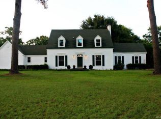 4555 E Cottonwood Rd, Dothan, AL 36301