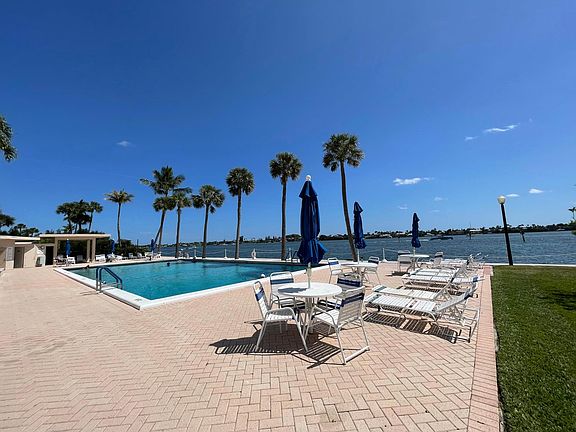 2nd image of 2600 N Flagler Drive #301