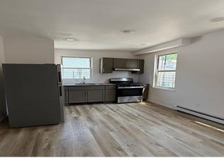 80 Van Buren St FLOOR 2, Staten Island, NY 10301