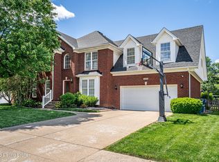 13709 Forest Bend Cir, Louisville, KY 40245
