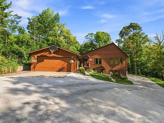 2nd image of 2691 Mayline Dr