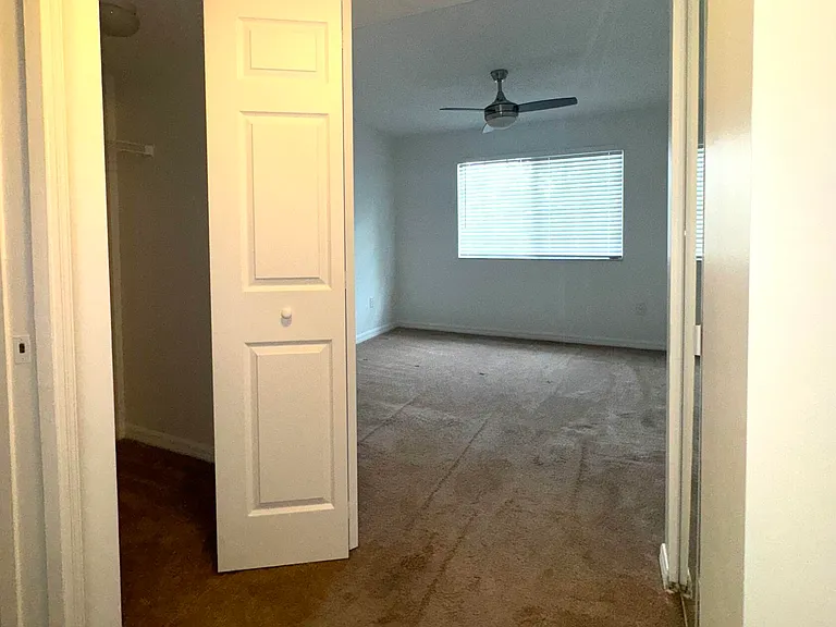 1300 Crestwood Blvd #1309 — Photo 8