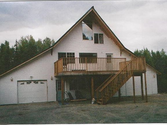 Large Deck on main entry