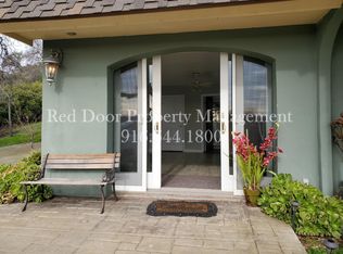 1160 Park Lake Ct, Newcastle, CA 95658