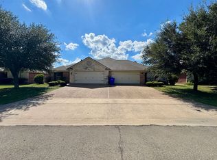 1207 Phoenix, Mc Gregor, TX 76657
