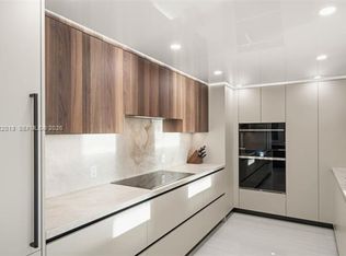 5555 Collins Ave #Cu-16h, Miami Beach, FL 33140