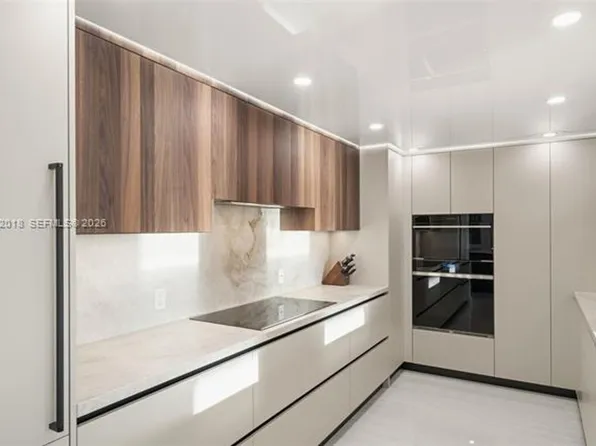 5555 Collins Ave, Miami Beach, FL