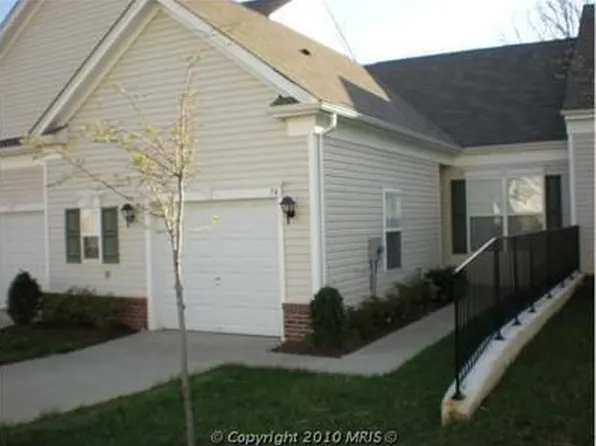 74 Aspen Hill Dr, Fredericksburg, VA 22406