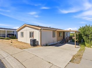 70 Ridgecliff Dr, Richland, WA 99352