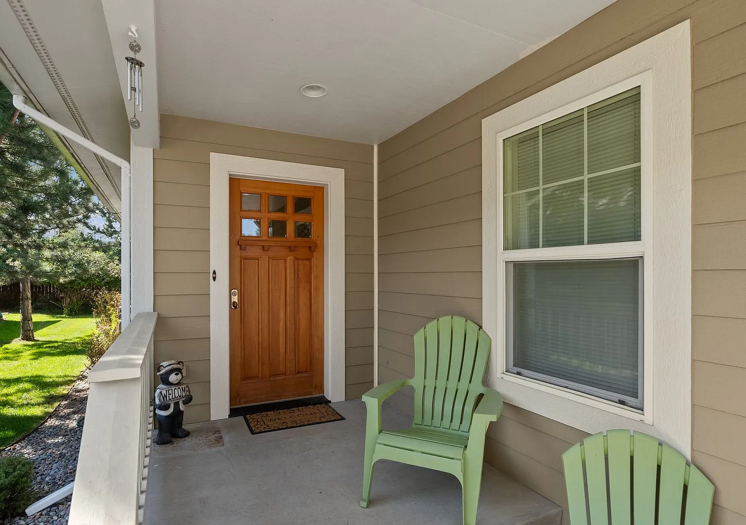 Furnished 2 BR + Den/2.5 BA Whitefish Townhome Available October 1, 2026-May 31, 2027 — Photo 4