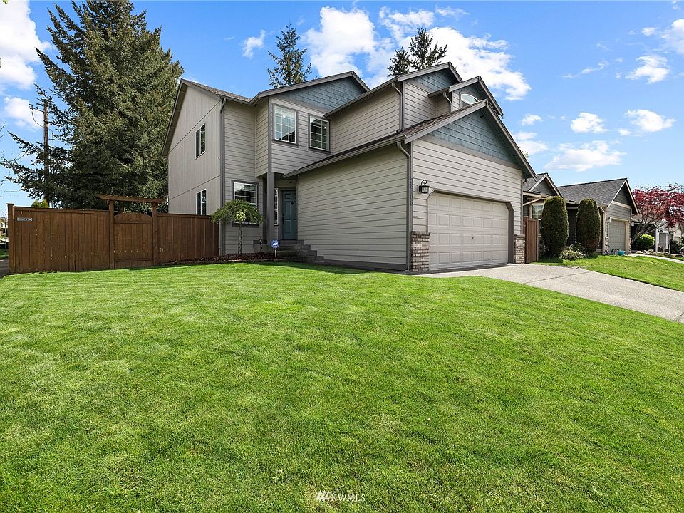 Large corner lot