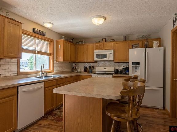 5th image of 133 Gambrelle Ct