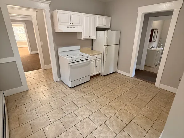 391 Sherman Ave Floor 2, New Haven, CT 06511