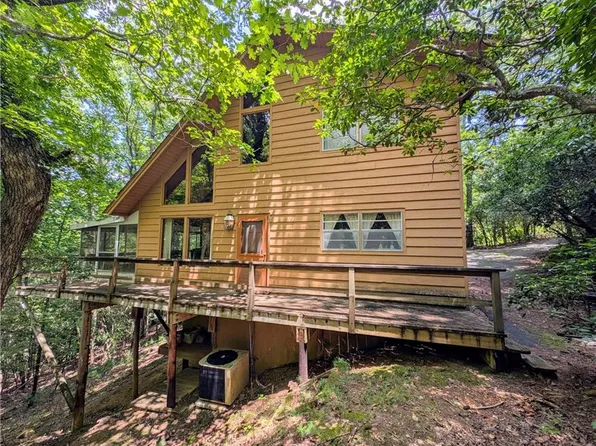 725 Blue Ridge Dr, Sautee Nacoochee, GA 30571