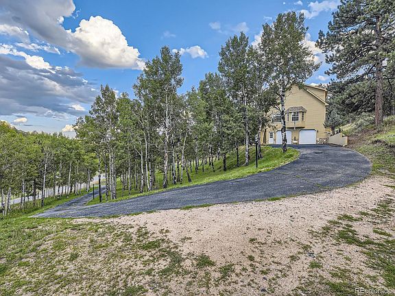 2nd image of 646 Sleepy Hollow Drive
