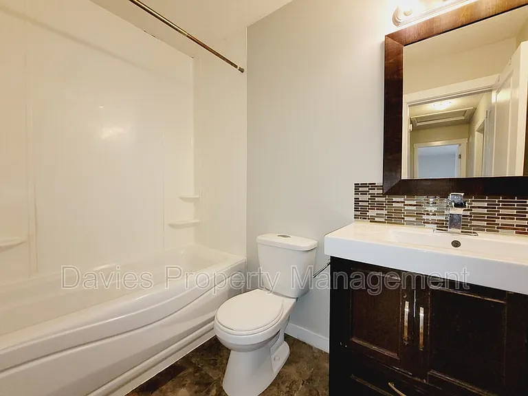 1748 Lakewood Road South NW — Photo 10