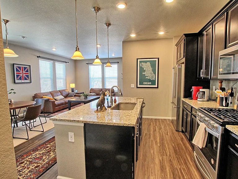3752 Happyheart Way — Photo 3