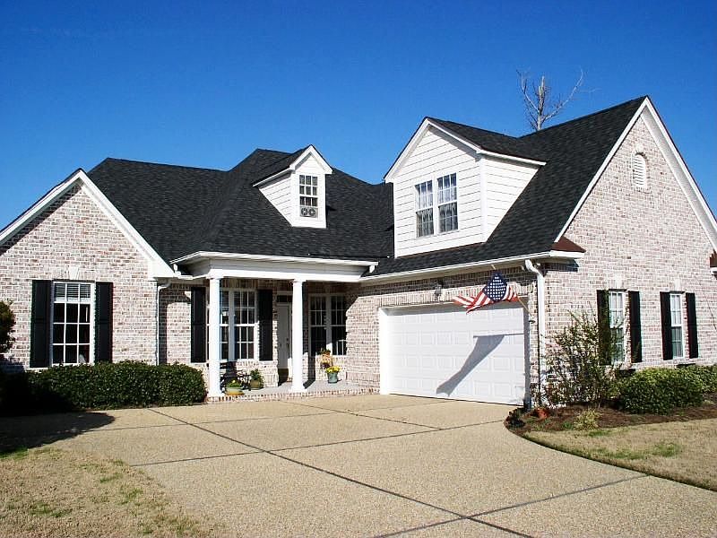 1st image of 1020 Stonebridge Ln
