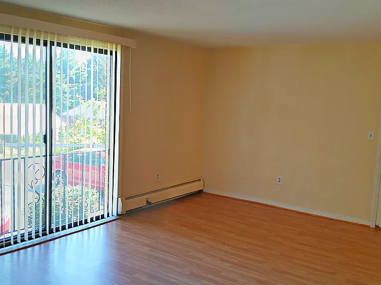 80 English Village Rd #2 — Photo 4