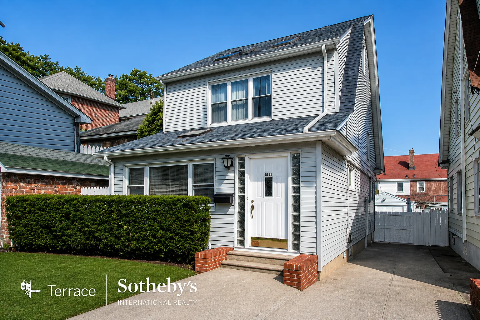 70-11 Manse Street — Photo 1