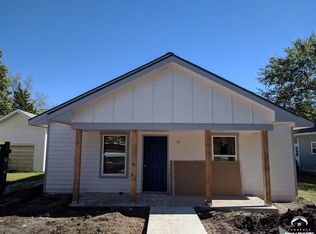 803 S Tremont Ave, Ottawa, KS 66067