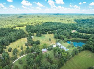 5300 Scanlon Dr, De Soto, MO 63020