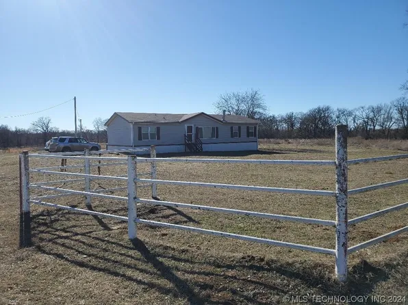 381017 Old Highway 62, Okemah, OK 74859