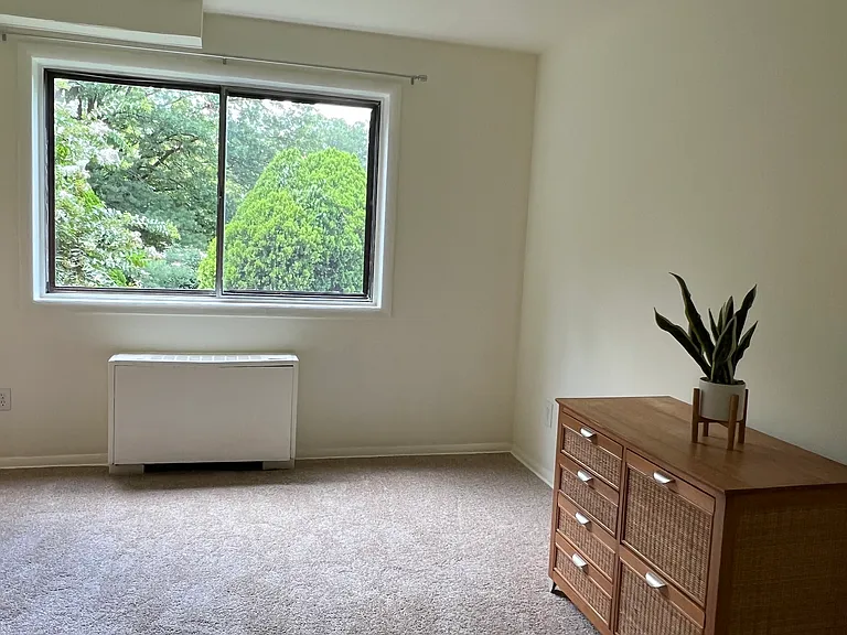 1508 S George Mason Dr #12 — Photo 6
