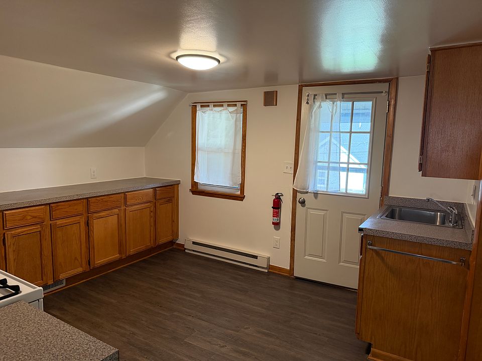 1st image of 1822 4th St APT 2