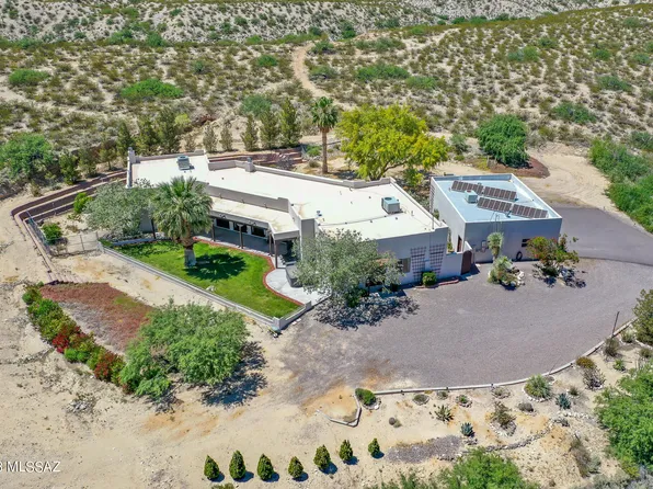 9628 W Minor Ct, Pima, AZ 85543