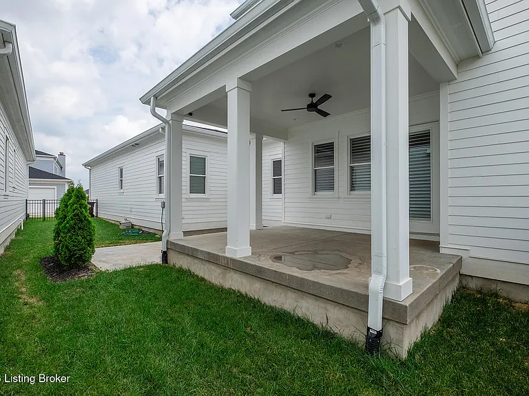 6024 Passionflower Dr — Photo 3