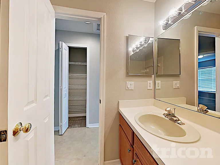 5615 Hawkgrove Pl — Photo 13