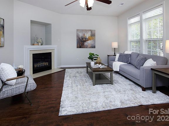 4th image of 7706 Brisbane Ct