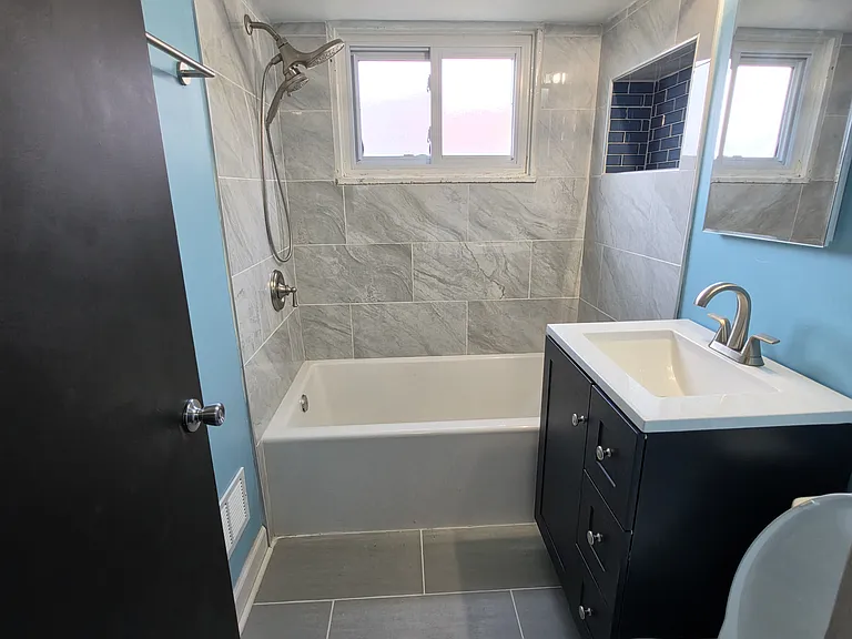 1401 N Harlem Ave #A — Photo 12
