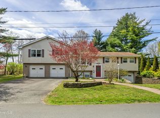 50 Longview Ter, Pittsfield, MA 01201