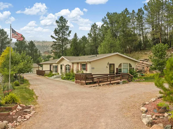 27532 Todd Dr, Hot Springs, SD 57747