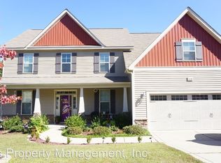 115 Shellbark Dr, Spring Lake, NC 28390