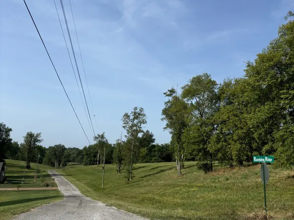 25 Viewpoint Valley Dr Lot 25, Pulaski, TN 38478