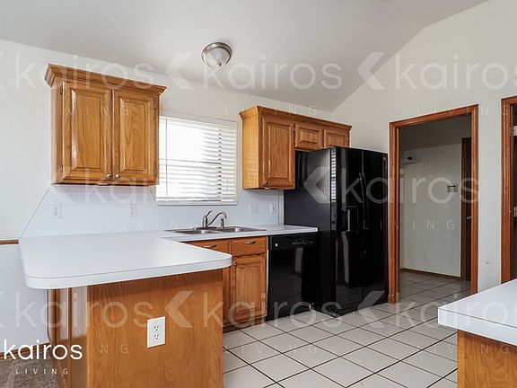 5th image of 3212 Bishop Rock Pl