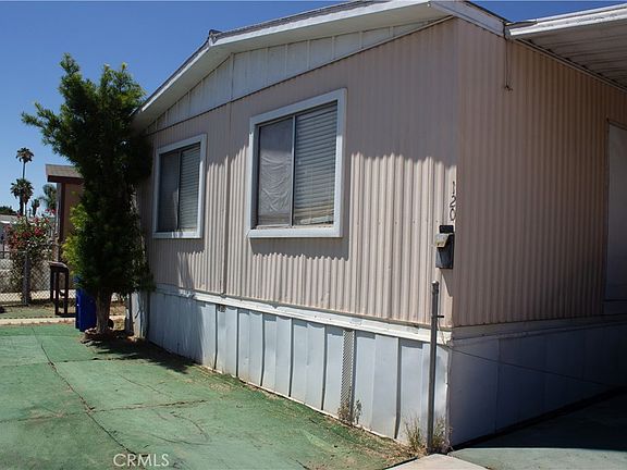 3rd image of 10701 Cedar Ave Space 120