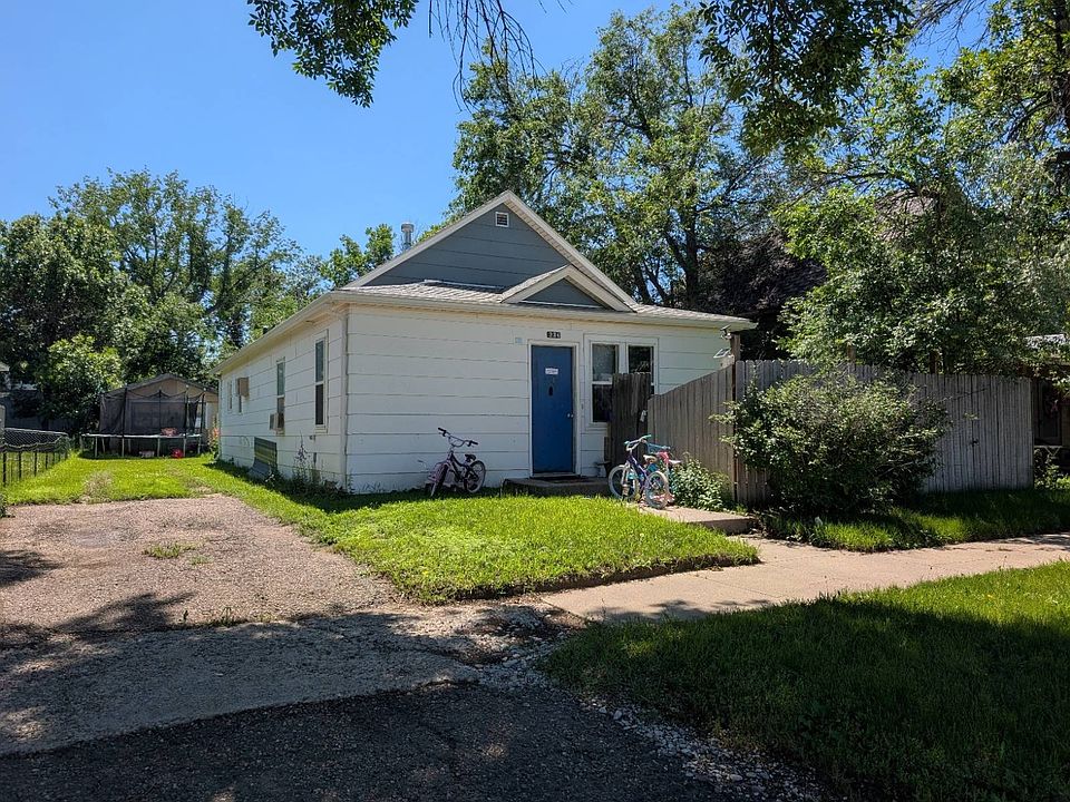1st image of 236 S 3rd St E
