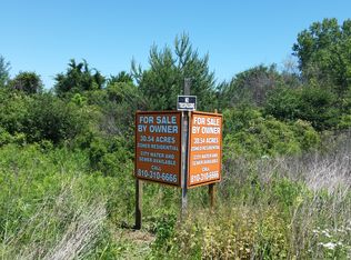 Yankee Rd, Saint Clair, MI 48079