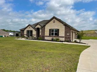 3708 Horseshoe Dr, Van Alstyne, TX 75495
