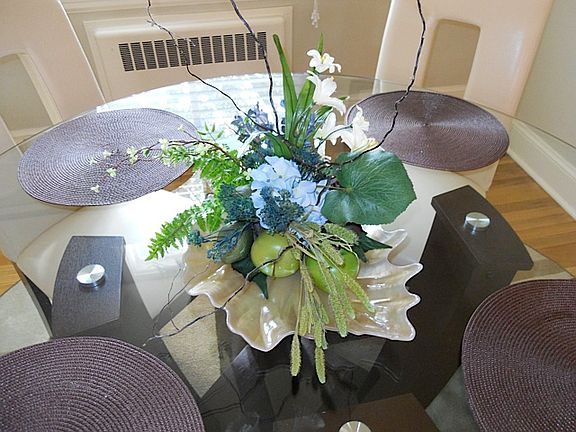 5th image of 105 Virginia Street #105-113