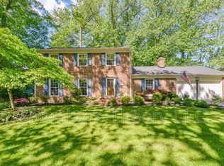 9113 Colt Ln, Annandale, VA 22003