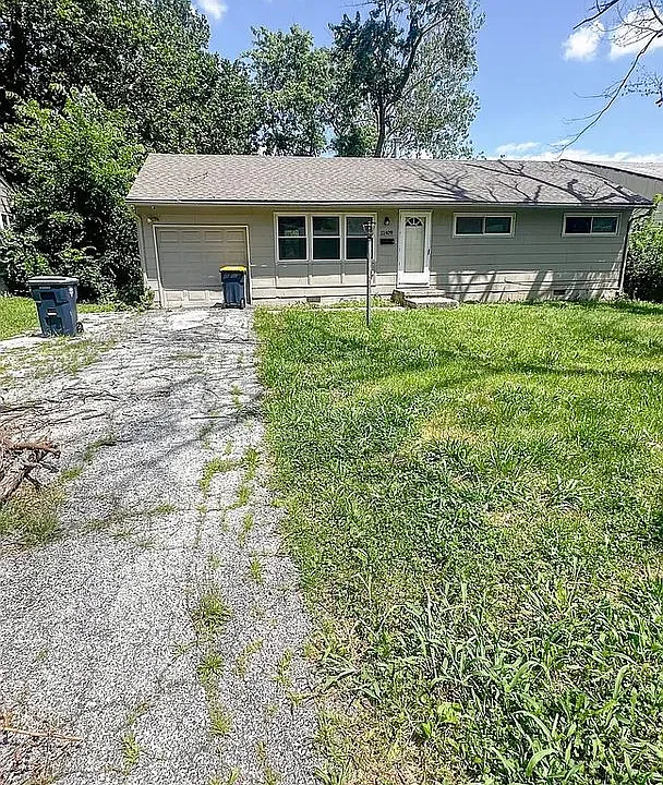 11409 Crystal Ave