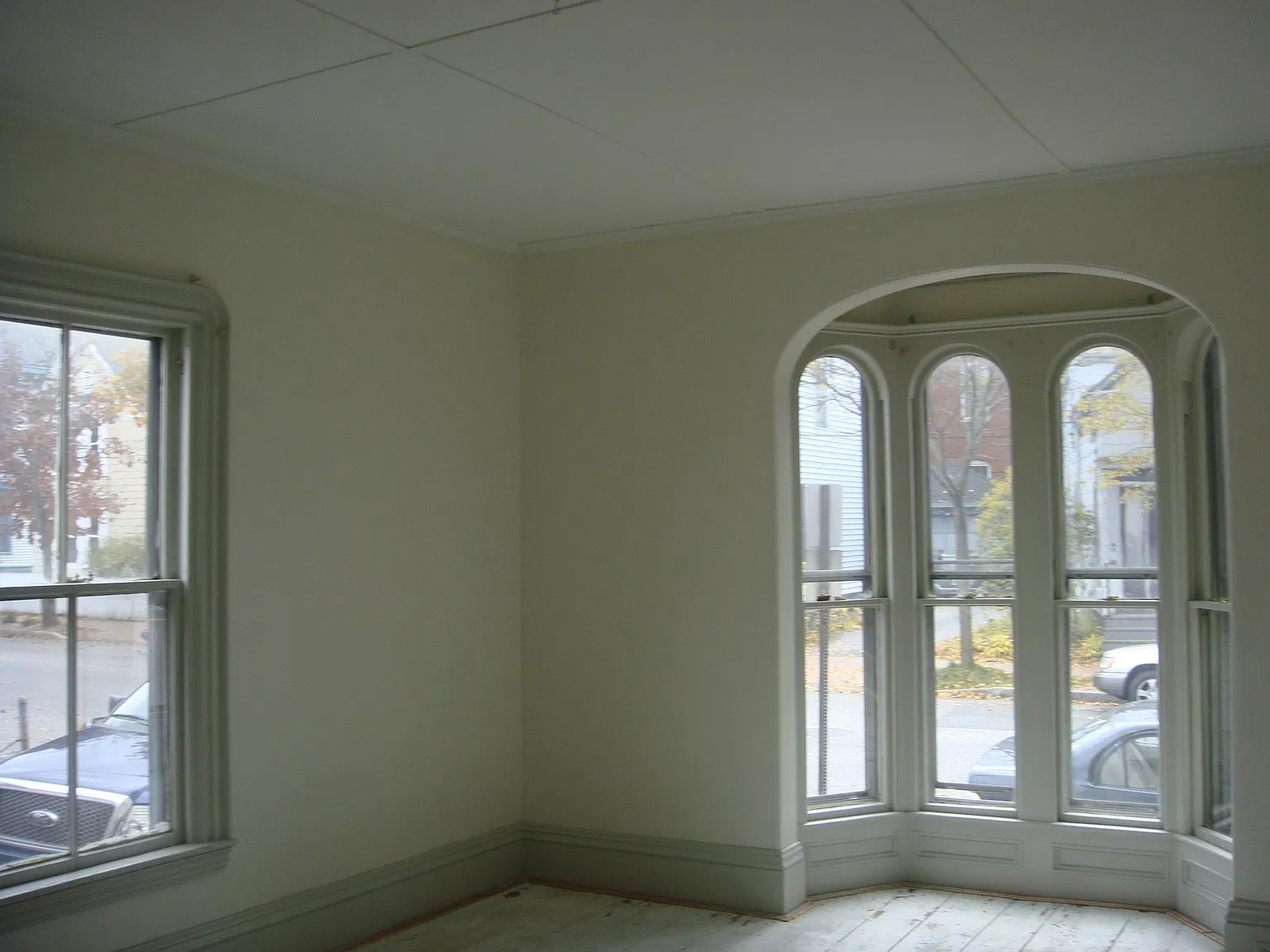 2 bed, $1,900 — Photo 2
